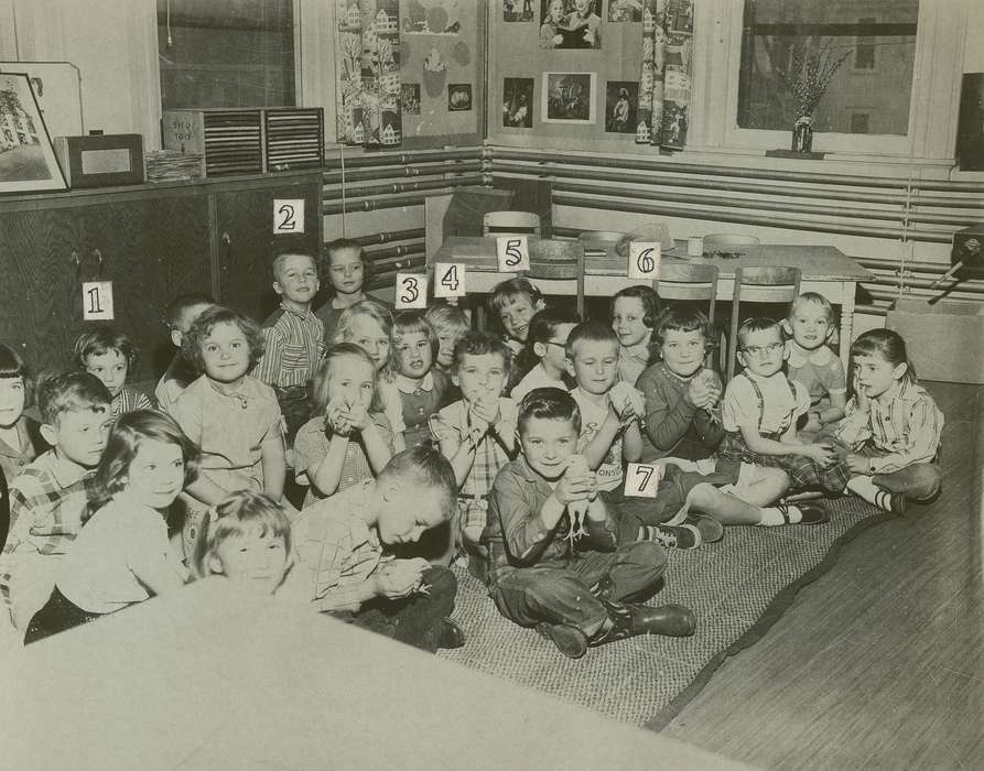 kids, history of Iowa, elementary school, elementary classroom, elementary students, Iowa, classroom, correct date needed, Waverly Public Library, Children, Iowa History, Portraits - Group, Schools and Education