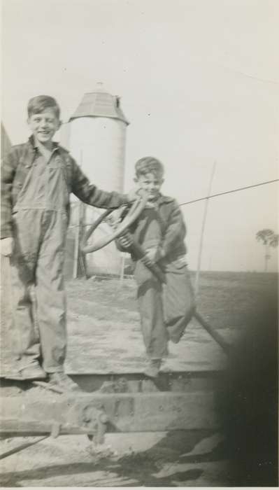 Farming Equipment, history of Iowa, Smith, Elverda, Iowa History, brothers, siblings, silo, Iowa, Canton, IA, Farms, Children