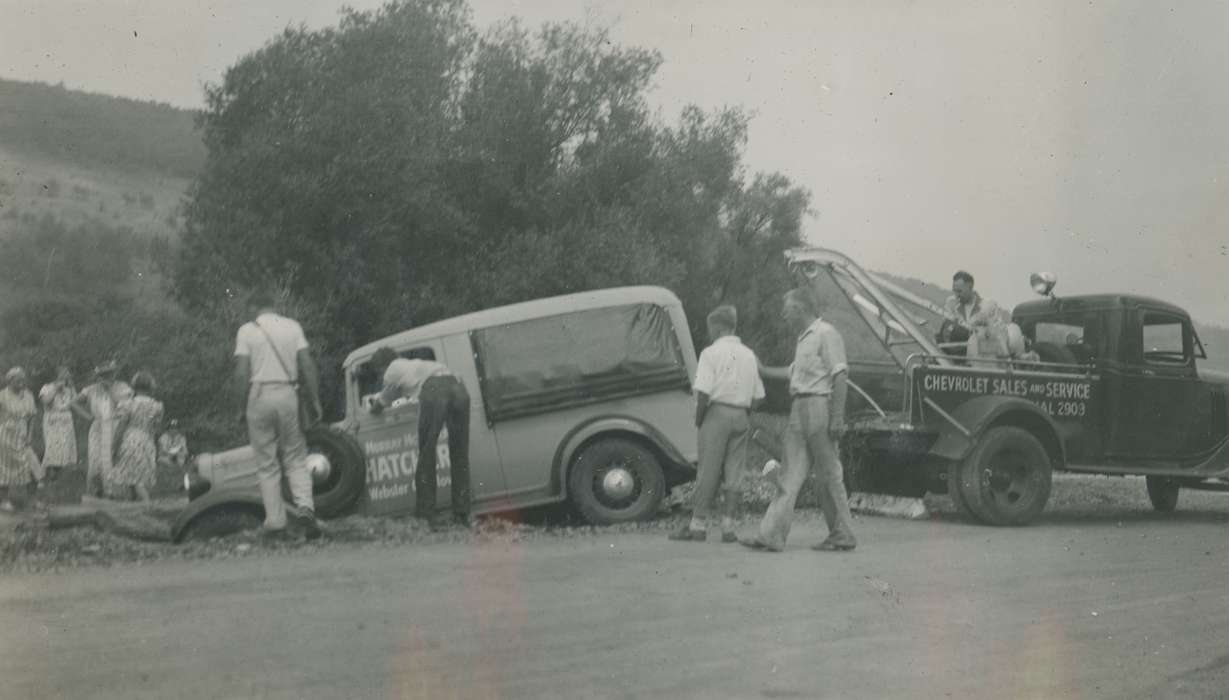 Ithaca, NY, car, Wrecks, Iowa History, Iowa, Motorized Vehicles, hatchery, McMurray, Doug, truck, history of Iowa