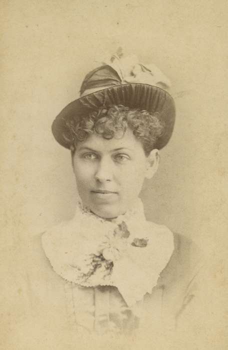 collared dresses, frizzy bangs, history of Iowa, Iowa History, woman, Maquoketa, IA, hats, lace collar, Iowa, Olsson, Ann and Jons, carte de visite, Portraits - Individual