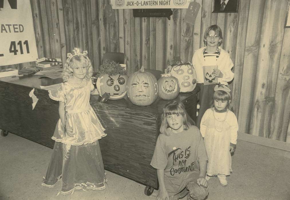 Waverly Public Library, history of Iowa, pumpkin, Iowa History, Waverly, IA, Holidays, Iowa, costumes, Children, Leisure
