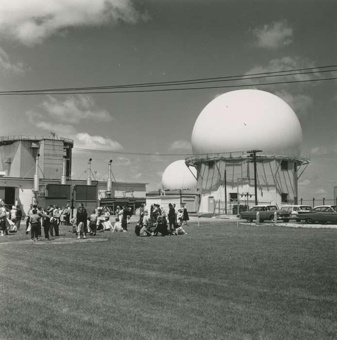 history of Iowa, Businesses and Factories, Waverly Public Library, Iowa, power line, people, Iowa History, IA, Labor and Occupations