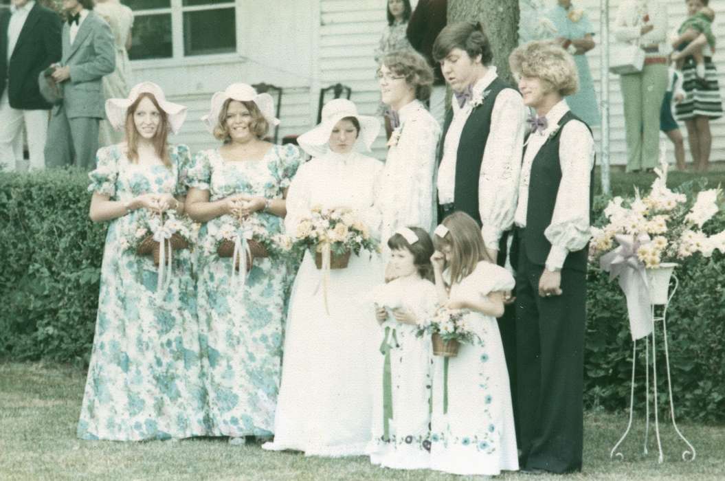 Portraits - Group, history of Iowa, Iowa History, IA, McDermott, Shirley and Anne Marie, bride, Iowa, Weddings