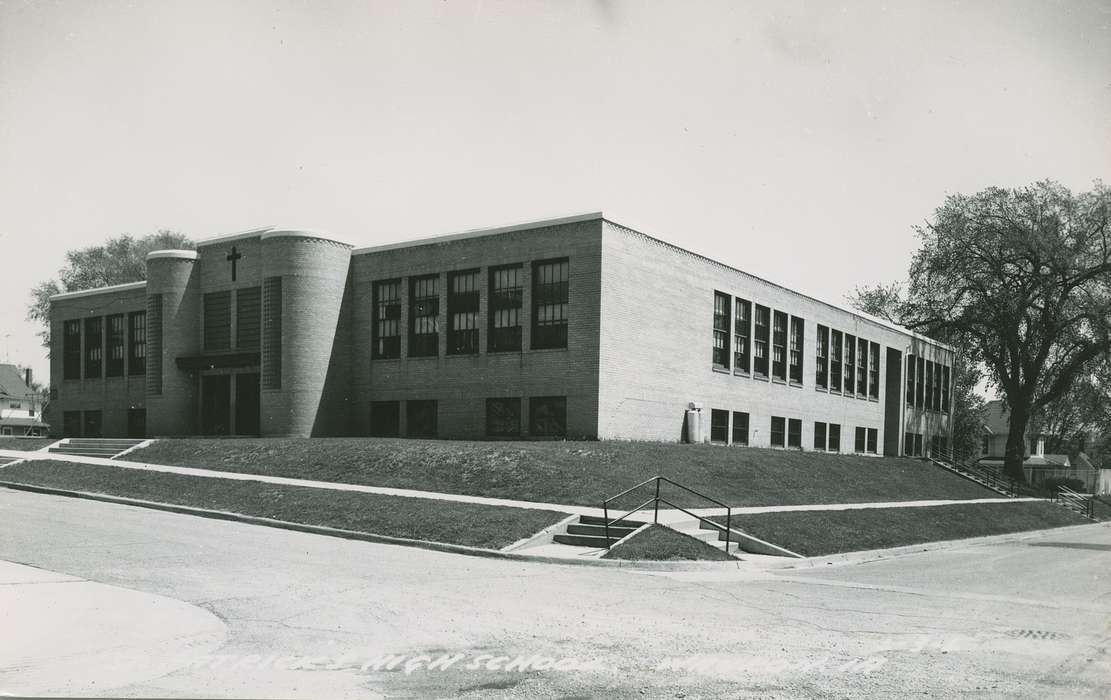 cross, Iowa History, Iowa, Schools and Education, high school, Waverly, IA, Palczewski, Catherine, history of Iowa