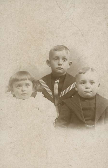 Portraits - Group, boys, cabinet photo, Iowa History, Families, children, girl, brothers, history of Iowa, siblings, Olsson, Ann and Jons, Iowa, bangs, Grand Junction, IA, sister, Children