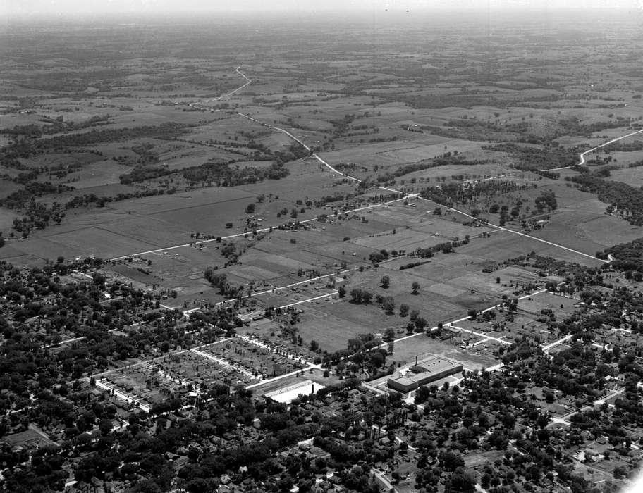 neighborhood, history of Iowa, Iowa History, Ottumwa, IA, Lemberger, LeAnn, field, Aerial Shots, Iowa, Cities and Towns, Landscapes, tree, school