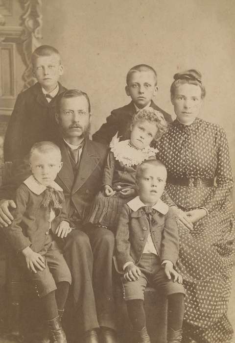 Portraits - Group, backdrop, history of Iowa, Ottumwa, IA, Iowa History, Families, photo studio, portrait, boys, Spilman, Jessie Cudworth, Iowa, eyes, mustache, dress, Children
