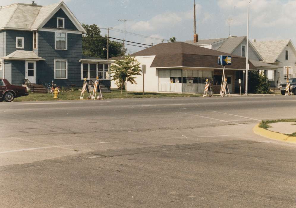 Main Streets & Town Squares, history of Iowa, Iowa History, travel bureau, Businesses and Factories, Waverly, IA, Iowa, Cities and Towns, Homes, barbershop, Waverly Public Library