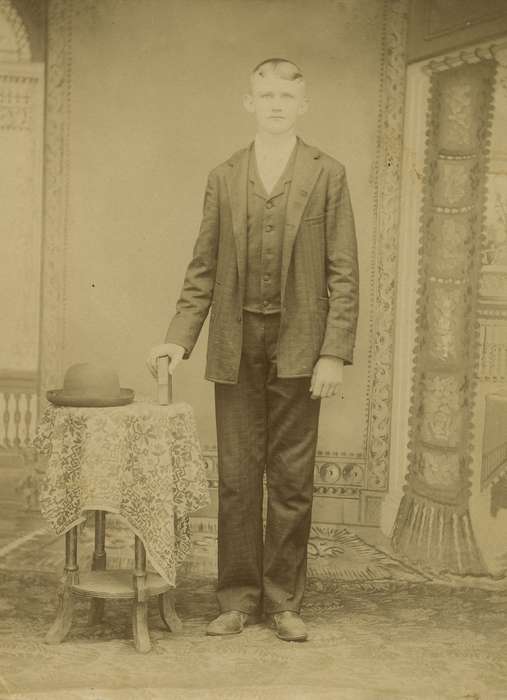 sack coat, Iowa, vest, table, Des Moines, IA, Portraits - Individual, Olsson, Ann and Jons, tablecloth, painted backdrop, man, history of Iowa, cabinet photo, Iowa History