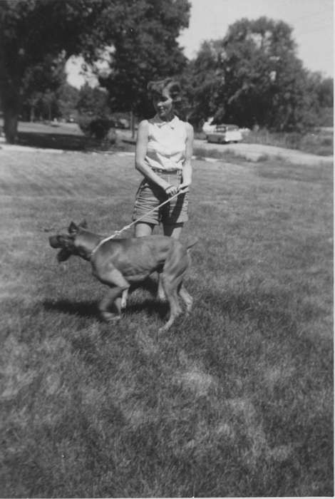 history of Iowa, Iowa History, Animals, Iowa, leash, Karns, Mike, dog, Anita, IA