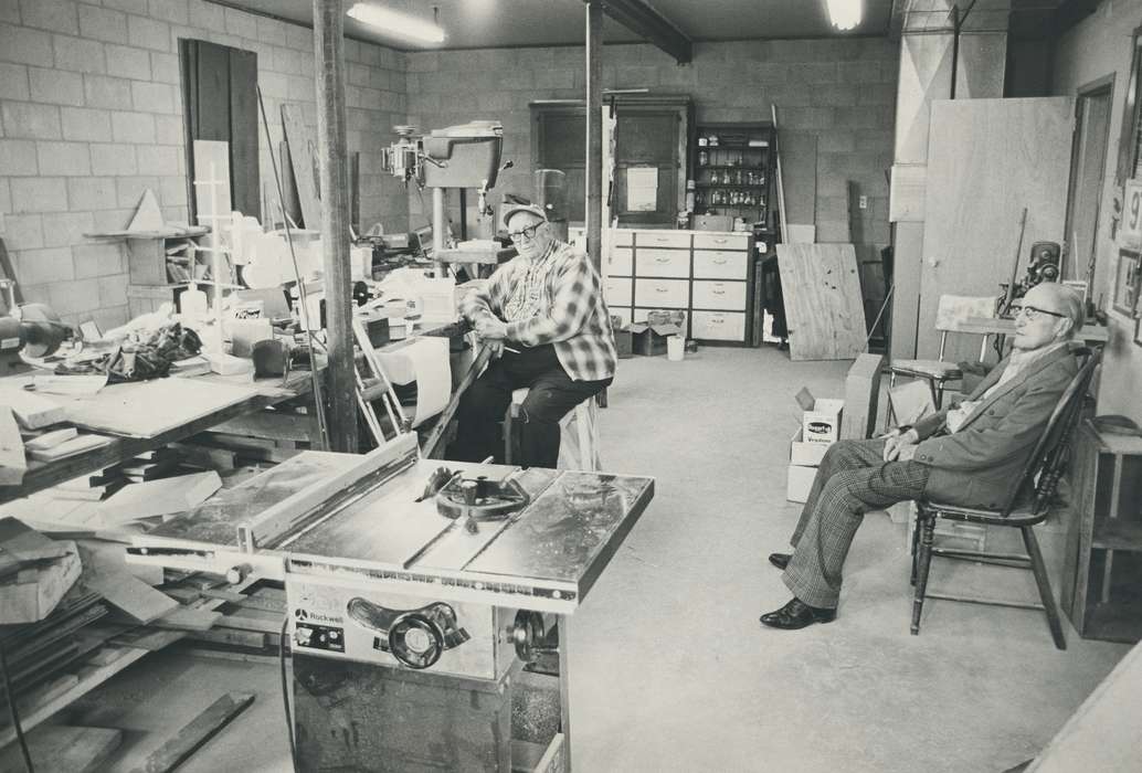Portraits - Group, history of Iowa, Iowa History, Businesses and Factories, Waverly, IA, Iowa, Waverly Public Library, Labor and Occupations