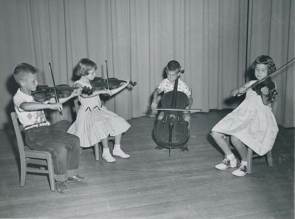 Children, cello, history of Iowa, Entertainment, violins, fashion, Iowa, university of northern iowa, uni, University of Northern Iowa Museum, Iowa History, Schools and Education, iowa state teachers college, instruments, Cedar Falls, IA, hairstyle