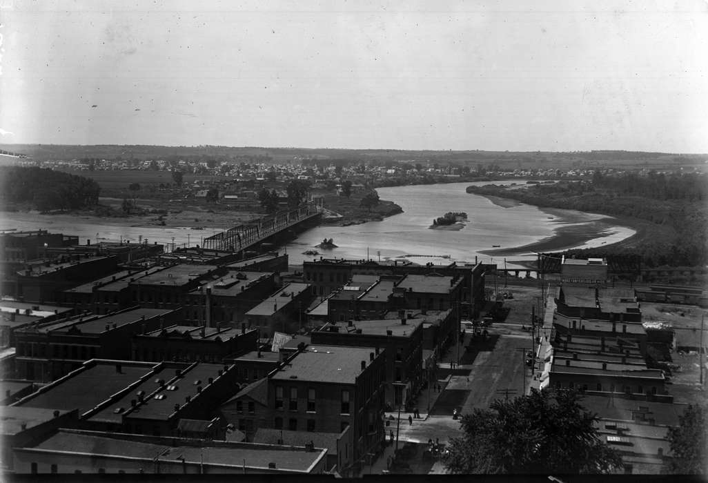 history of Iowa, Iowa History, Ottumwa, IA, Lemberger, LeAnn, Lakes, Rivers, and Streams, Aerial Shots, river, Iowa, Cities and Towns