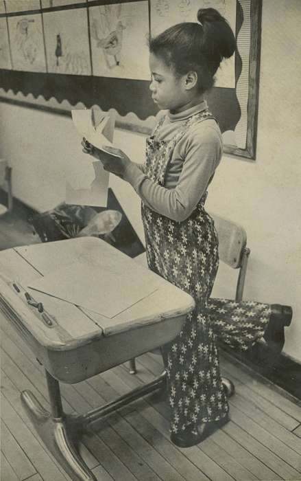 Iowa, Barrett, Sarah, child, girl, Waterloo, IA, Schools and Education, Children, african american, school, classroom, history of Iowa, Iowa History