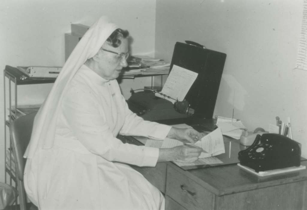 telephone, history of Iowa, Iowa History, Hospitals, office, Iowa, desk, Anamosa, IA, typewriter, Hatcher, Cecilia, Labor and Occupations