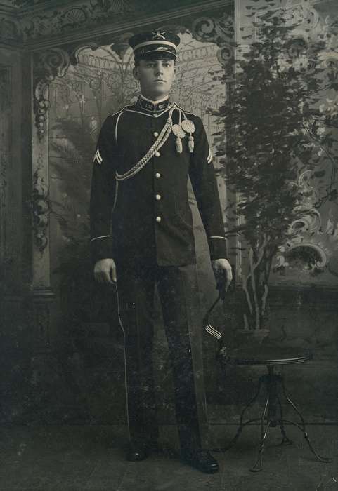 Military and Veterans, backdrop, uniform, history of Iowa, Iowa History, photo studio, infantry, San Francisco, CA, man, Spilman, Jessie Cudworth, Iowa, painted backdrop, Portraits - Individual