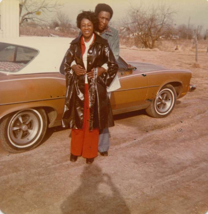 Portraits - Group, Iowa, Barrett, Sarah, hug, coat, african american, car, People of Color, Corsicana, TX, history of Iowa, Motorized Vehicles, Iowa History