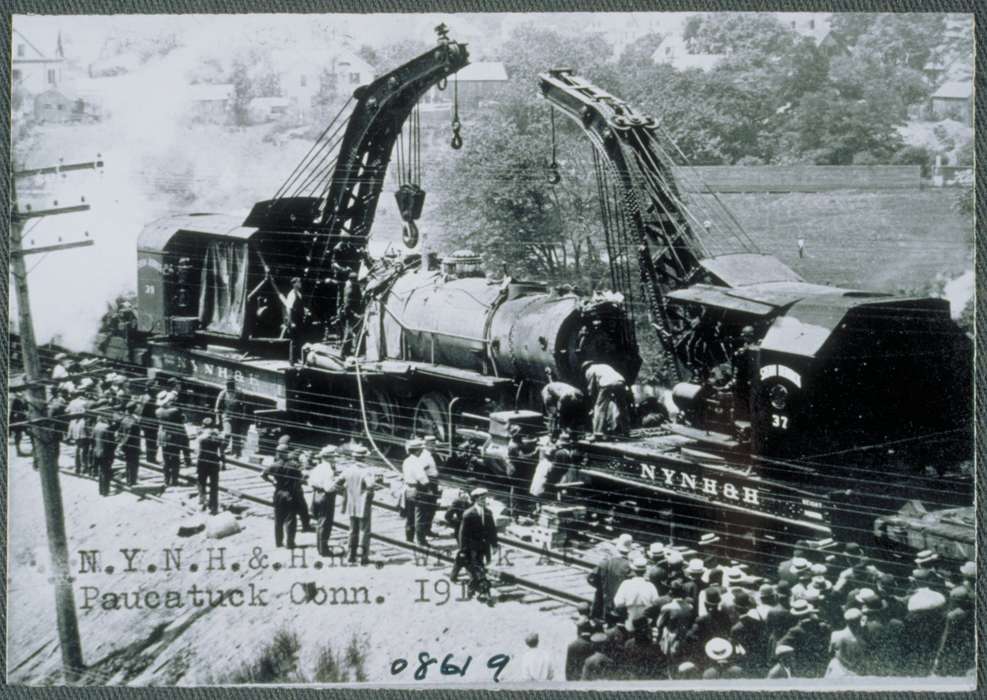history of Iowa, Iowa History, Pawcatuck, CT, Archives & Special Collections, University of Connecticut Library, Iowa, train, wreck, track
