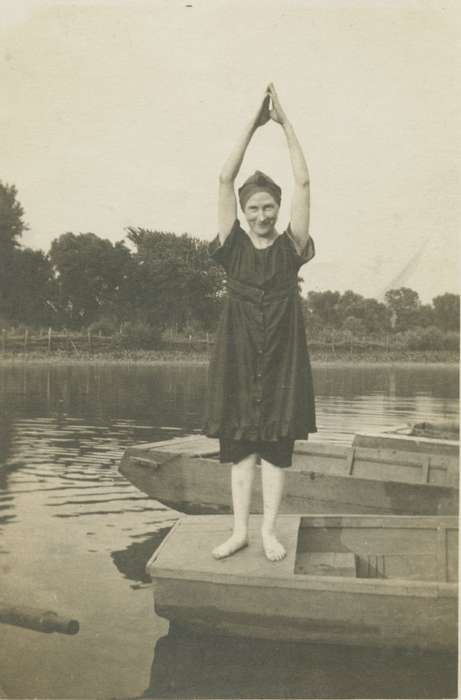 swimming, history of Iowa, Iowa History, IA, Becker, Alfred, Lakes, Rivers, and Streams, Iowa, bathing suit, boat, swimsuit, dive