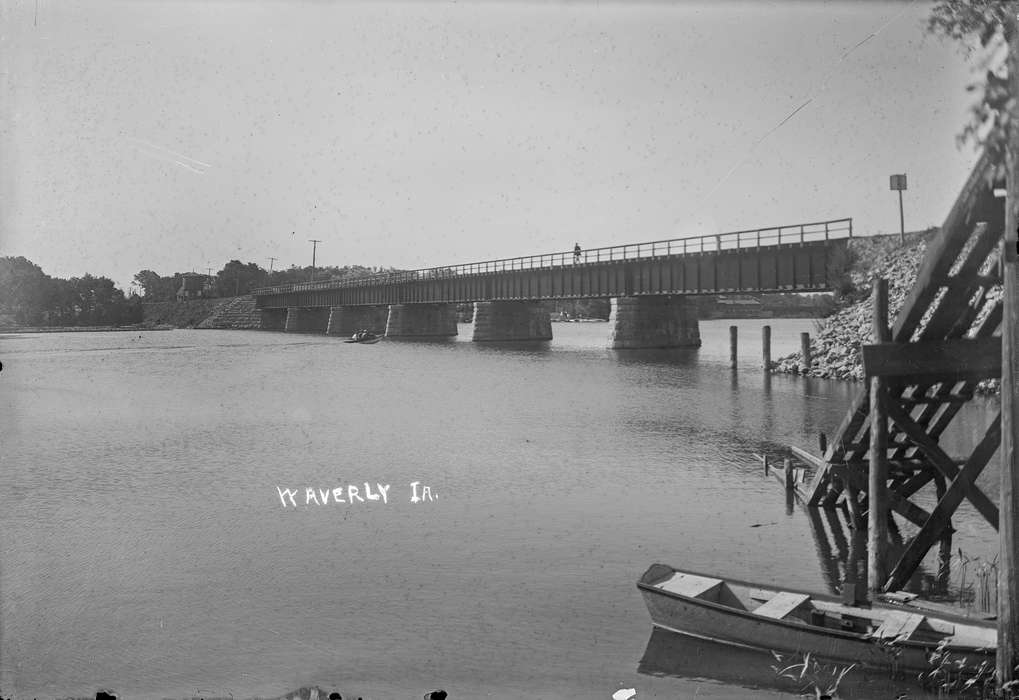 bridge, Iowa History, history of Iowa, Lakes, Rivers, and Streams, river, Iowa, Cities and Towns, boat, Waverly Public Library