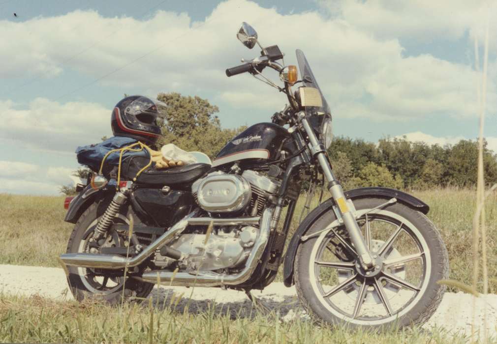 Iowa, Iowa History, McVey, Michael and Tracy, Storm Lake, IA, motorcycle, history of Iowa, Motorized Vehicles, helmet, harley-davidson