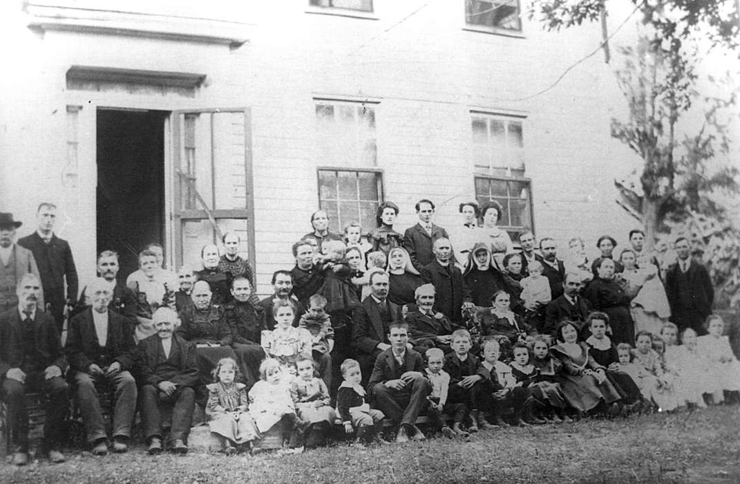 Portraits - Group, Iowa, Religion, Children, house, Early, IA, history of Iowa, people, Iowa History, Scherrman, Pearl