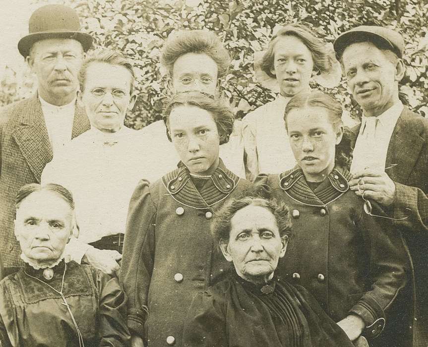 Portraits - Group, Iowa History, IA, Fink-Bowman, Janna, Iowa, history of Iowa