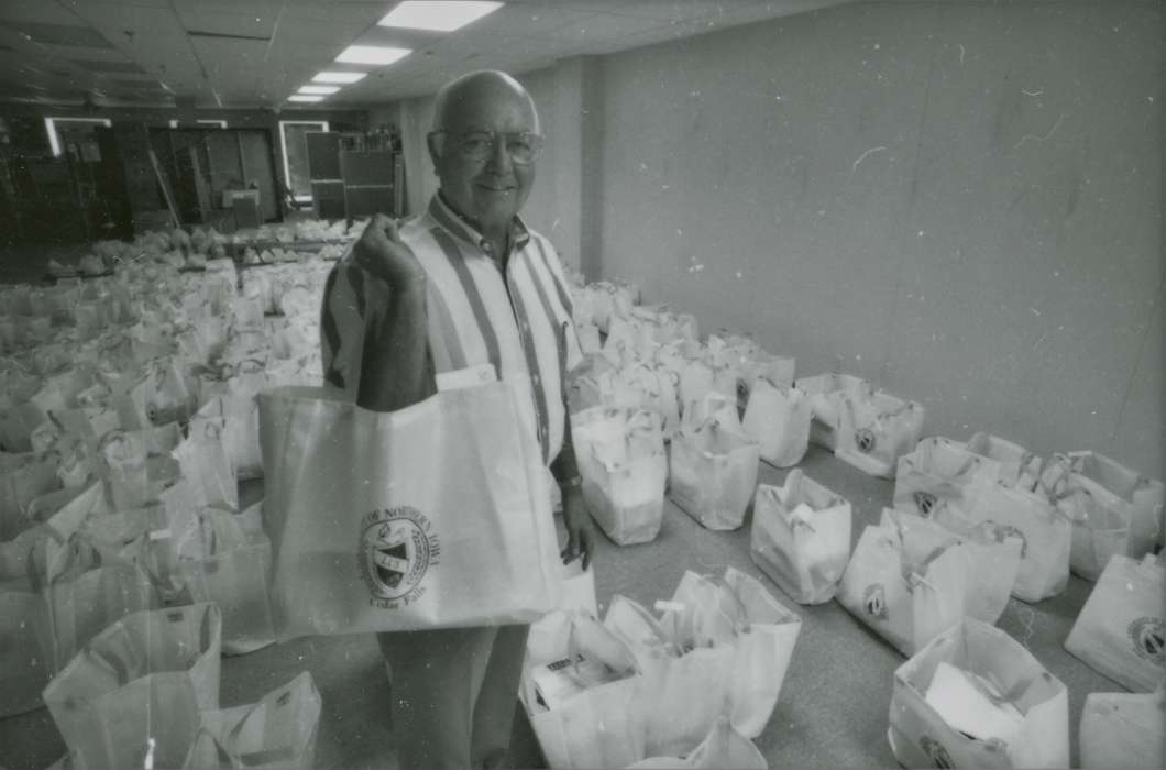 Portraits - Individual, Iowa History, Iowa, Schools and Education, university of northern iowa, uni, bag, UNI Special Collections & University Archives, Cedar Falls, IA, history of Iowa