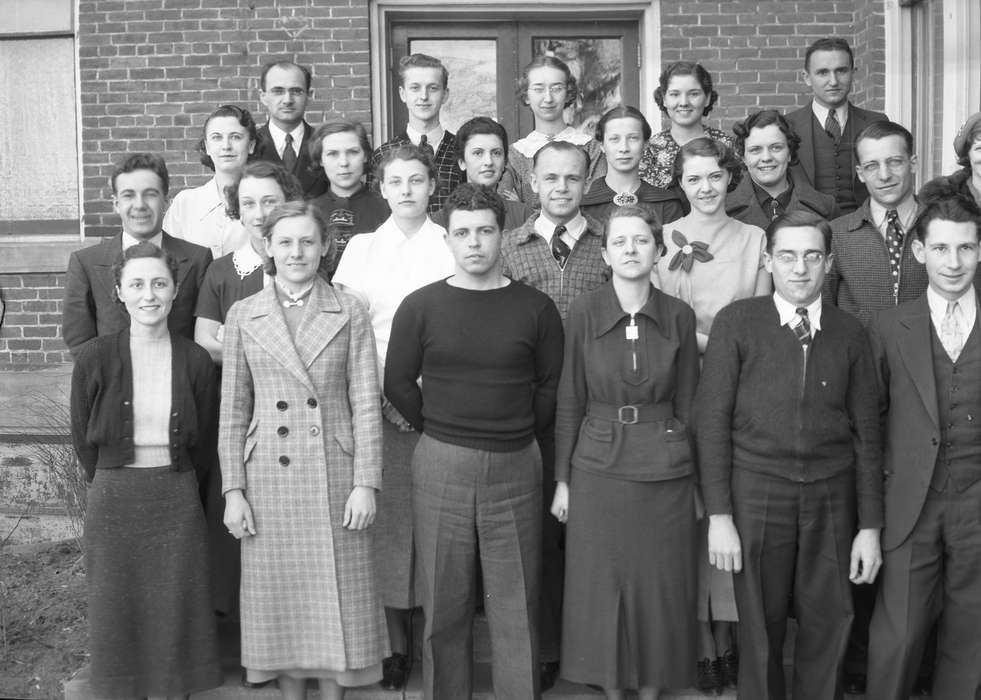 Portraits - Group, class photo, Iowa History, Iowa, Schools and Education, university of northern iowa, iowa state teachers college, uni, UNI Special Collections & University Archives, Cedar Falls, IA, history of Iowa