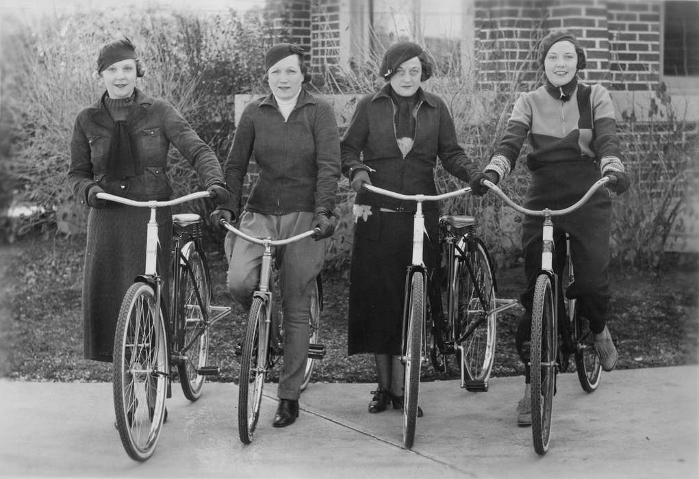 history of Iowa, Sioux City, IA, bicycle, Iowa, Iowa History, Junior League Sioux City, Outdoor Recreation, Portraits - Group