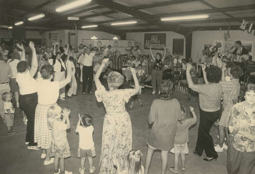 Children, history of Iowa, Entertainment, Waverly Public Library, Waverly, IA, Iowa, Leisure, Families, festival, dance, dance floor, Iowa History, Fairs and Festivals