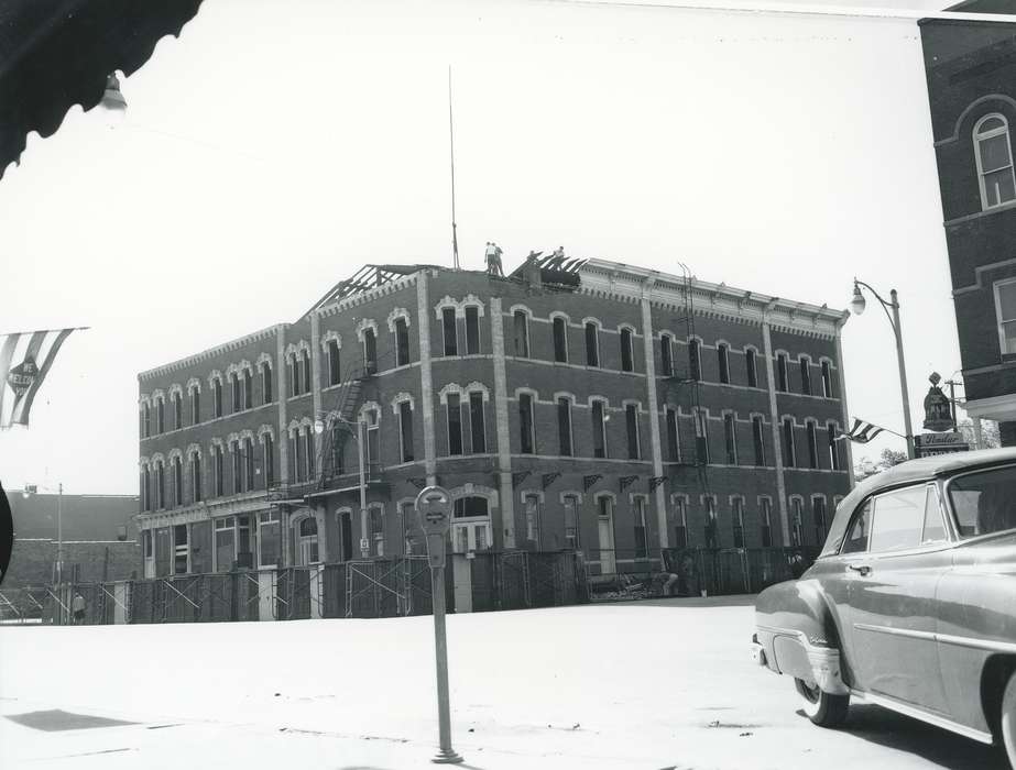 IA, history of Iowa, Motorized Vehicles, brick building, Main Streets & Town Squares, scaffolding, Iowa, Cities and Towns, car, correct date needed, Businesses and Factories, Labor and Occupations, building, Waverly Public Library, Iowa History