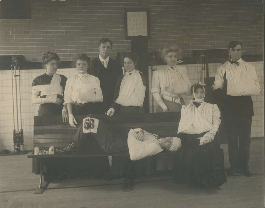 bandage, iowa state normal school, history of Iowa, Portraits - Group, Iowa, university of northern iowa, uni, Iowa History, Schools and Education, Hospitals, University of Northern Iowa Museum, Cedar Falls, IA