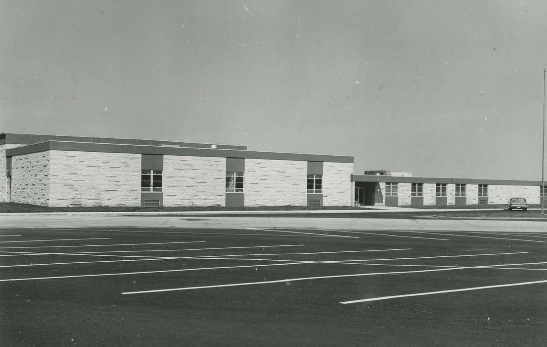 school, flagpole, Motorized Vehicles, Iowa History, Iowa, history of Iowa, Schools and Education, parking lot, car, Hatcher, Cecilia, Anamosa, IA
