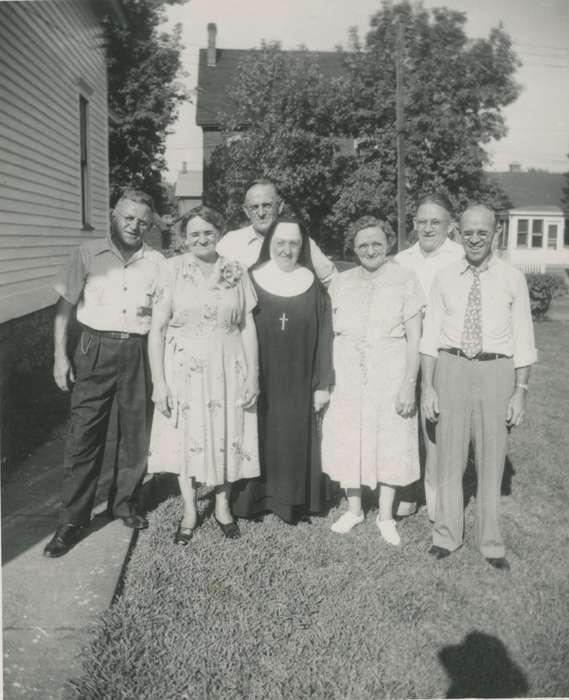 Becker, Alfred, Iowa History, Portraits - Group, history of Iowa, Religion, Families, Iowa, nun, IA