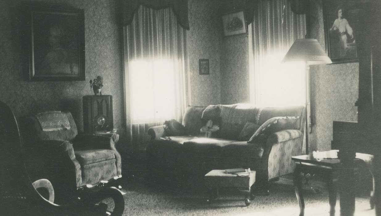 sitting room, radio, Homes, history of Iowa, Iowa, living room, correct date needed, Waverly Public Library, sofa, Iowa History, armchair