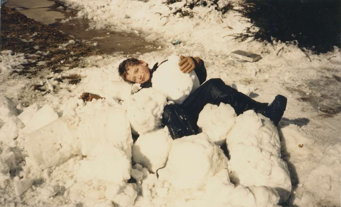 history of Iowa, Iowa History, Winter, New Hampton, IA, Speltz, Mark, Iowa, snow, Children