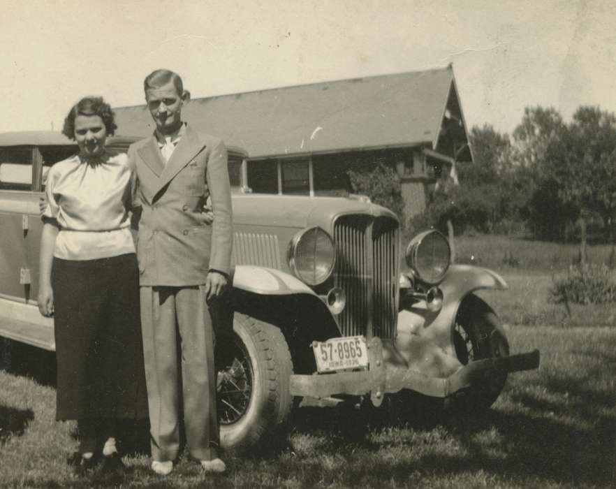Portraits - Group, history of Iowa, Iowa History, Motorized Vehicles, car, Iowa, Cedar Rapids, IA, Hilmer, Betty