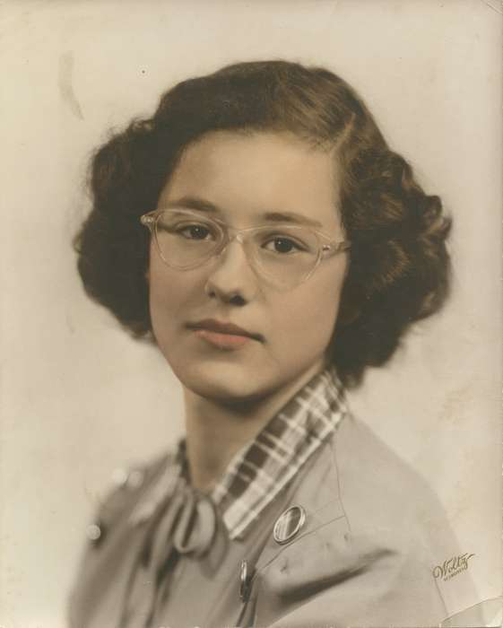 glasses, Portraits - Individual, Albia, IA, Iowa History, Iowa, Lennie, Daniel, history of Iowa