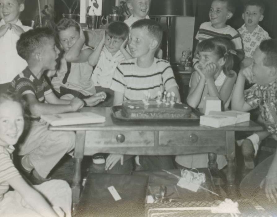 Portraits - Group, Food and Meals, Iowa, Waterloo, IA, Children, party, history of Iowa, Holidays, Segebarth, Robert, birthday, Iowa History