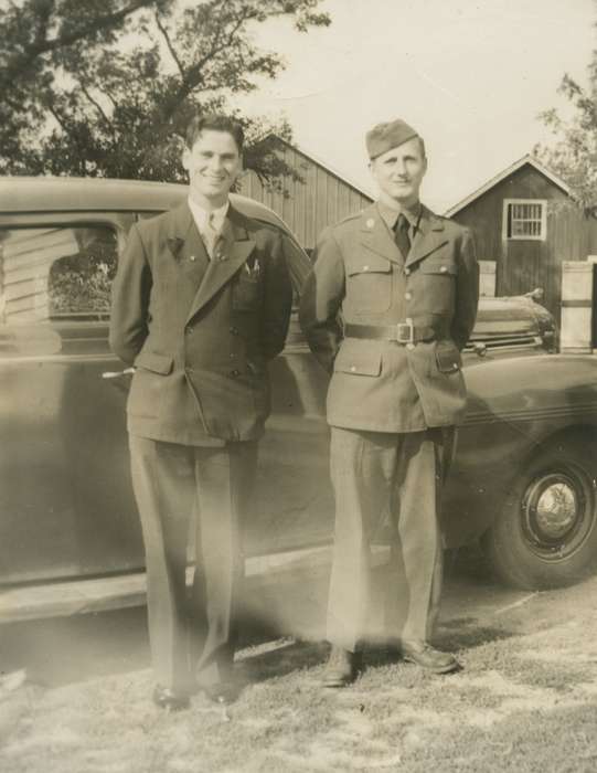 Portraits - Group, Military and Veterans, history of Iowa, uniform, Iowa History, car, Vanderah, Lori, Iowa, USA