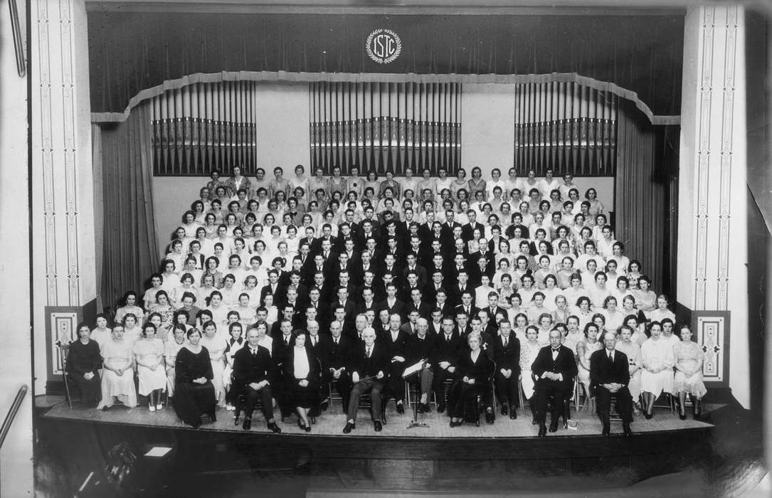 Portraits - Group, Iowa History, Iowa, Schools and Education, university of northern iowa, iowa state teachers college, uni, UNI Special Collections & University Archives, conductor, Cedar Falls, IA, history of Iowa