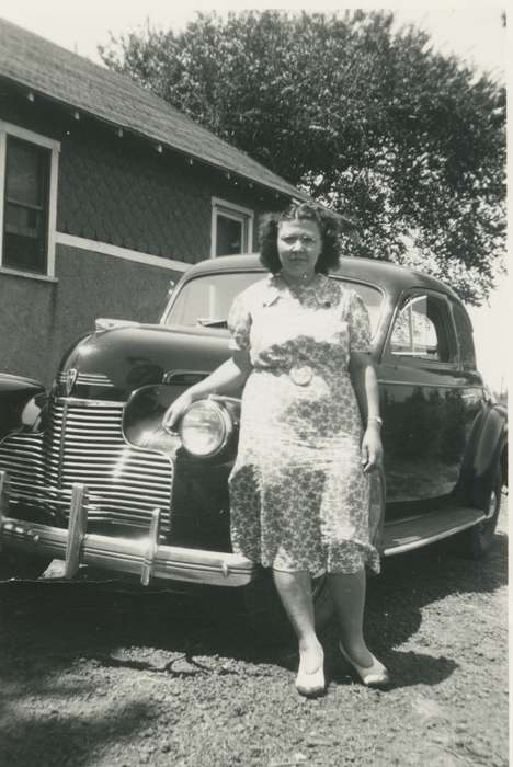 Iowa, USA, woman, Vanderah, Lori, Portraits - Individual, history of Iowa, Motorized Vehicles, Iowa History, automobile