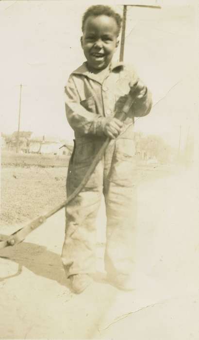 Marshalltown, IA, wagon, african american, Iowa History, Robinson, Claudia, sidewalk, People of Color, history of Iowa, smile, boy, Portraits - Individual, Iowa, Children