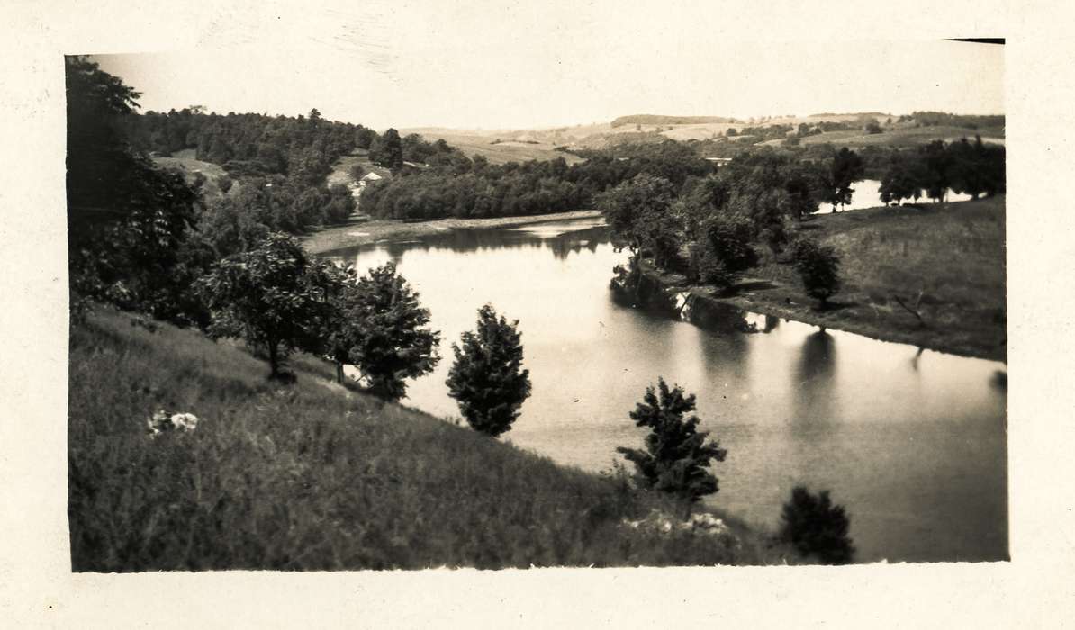 Iowa History, Lakes, Rivers, and Streams, Iowa, Anamosa Library & Learning Center, Anamosa, IA, history of Iowa, river, Landscapes