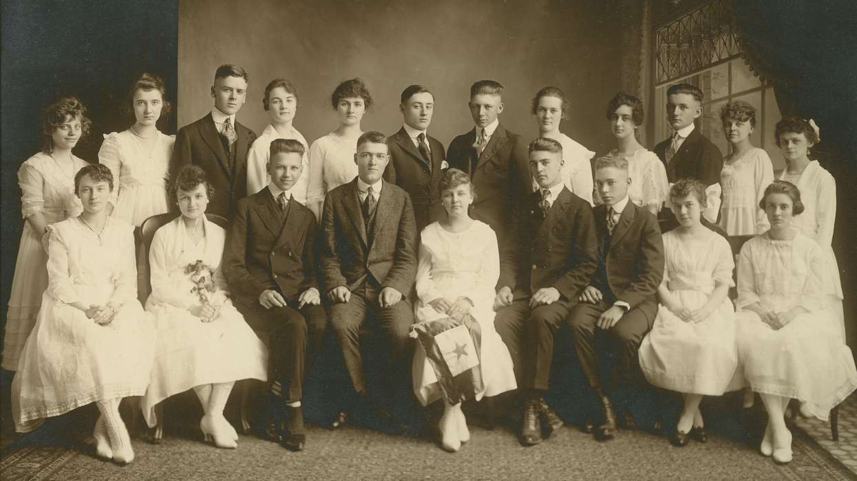 Iowa History, high school, Iowa, history of Iowa, Portraits - Group, Schools and Education, Hatcher, Cecilia, Anamosa, IA, students