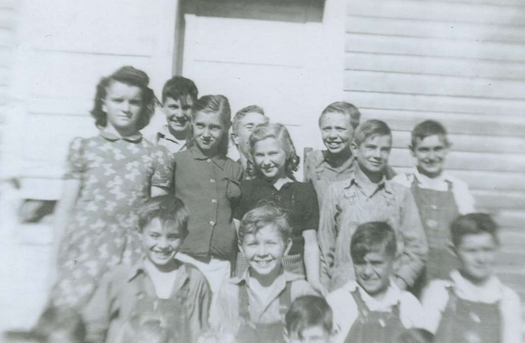 Iowa History, Children, Iowa, history of Iowa, rural school, Portraits - Group, IA, University of Northern Iowa Museum
