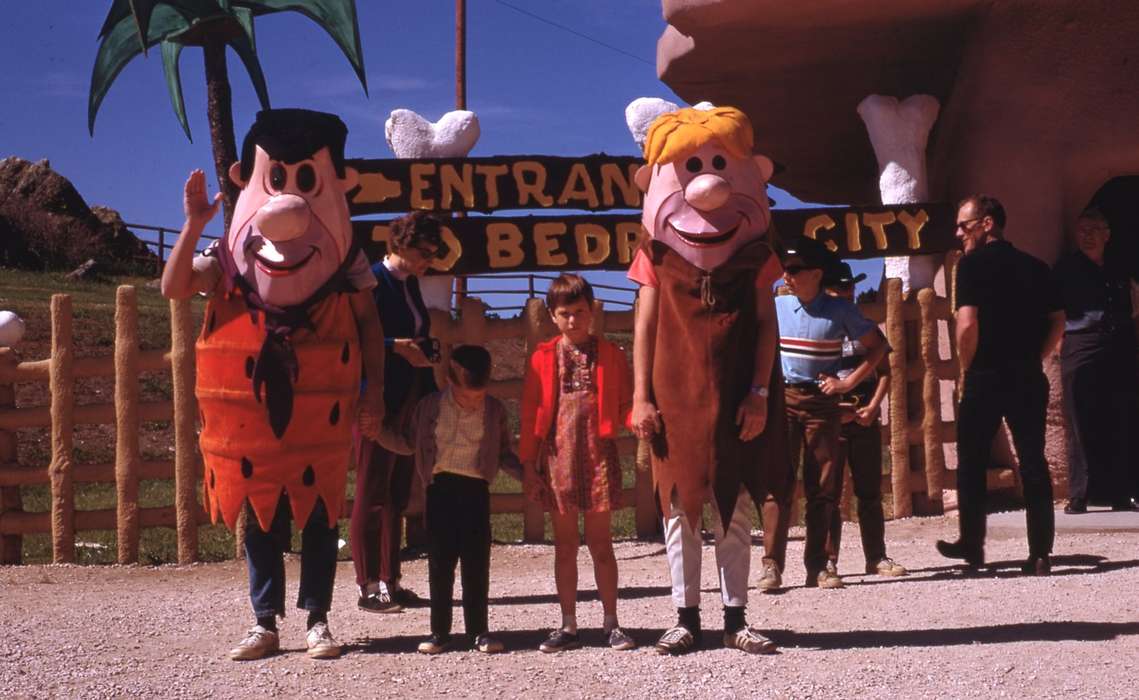 Travel, mascot, history of Iowa, Coconino County, AZ, Iowa, Families, flintstones, Zischke, Ward, Children, Iowa History