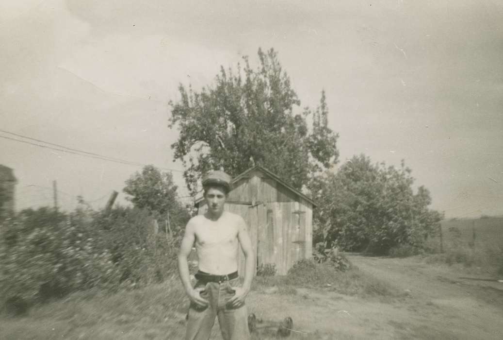 Deitrick, Allene, history of Iowa, Iowa History, IA, muscles, Iowa, Farms, Portraits - Individual