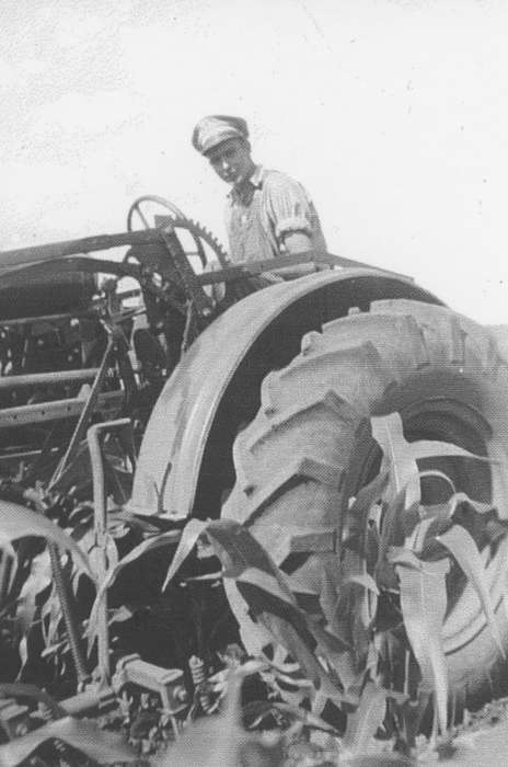 Iowa, Ollendieck, Dalene, Portraits - Individual, Cresco, IA, Farming Equipment, Farms, corn, tractor, history of Iowa, Iowa History